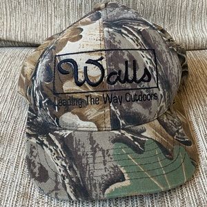 Von have Walls Camp Adj Hat Made USA EUC